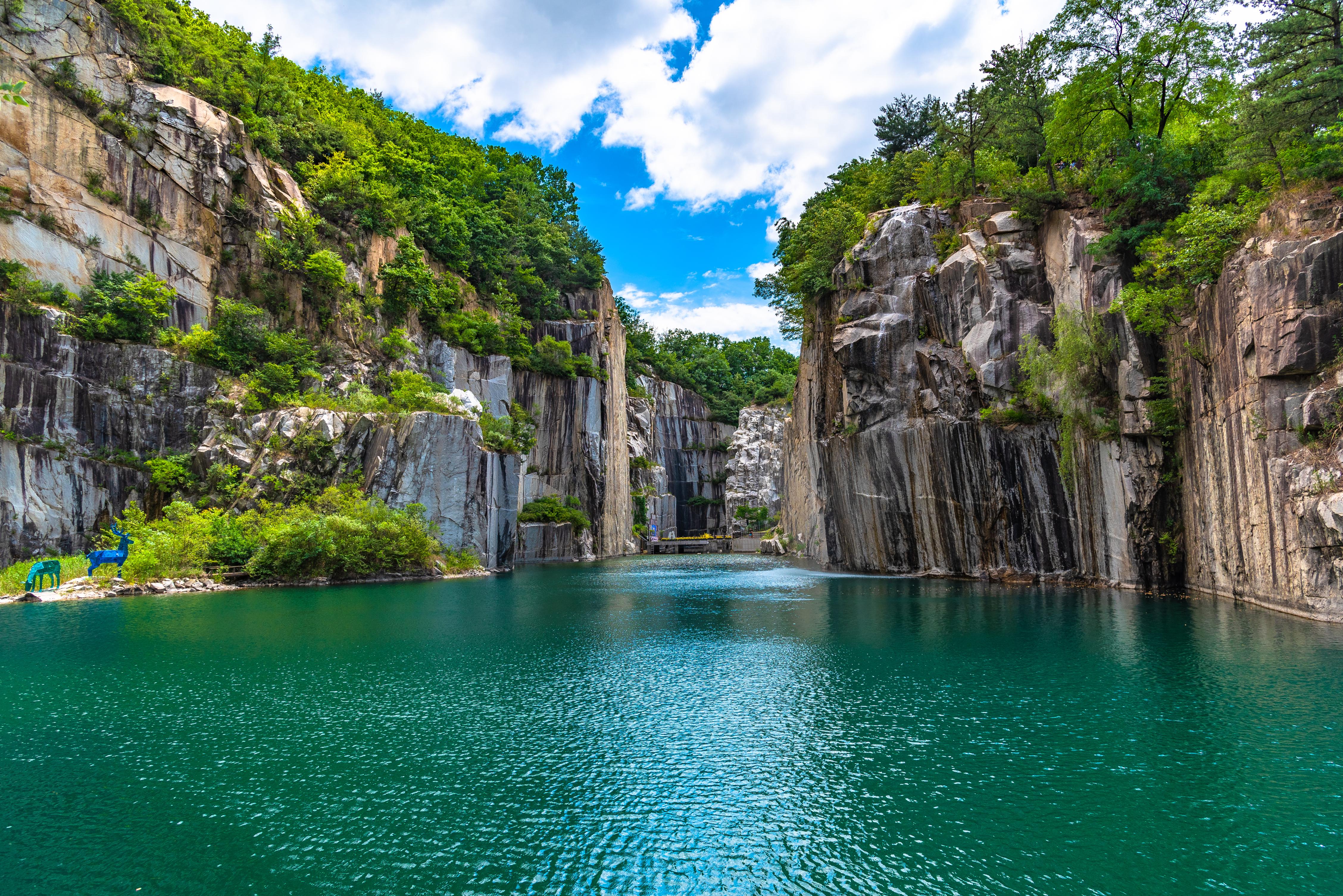 Seoul: Pocheon Art Valley, Strawberry/Apple Picking & Herb Island Tour (EG Tour) - Photo 1 of 10